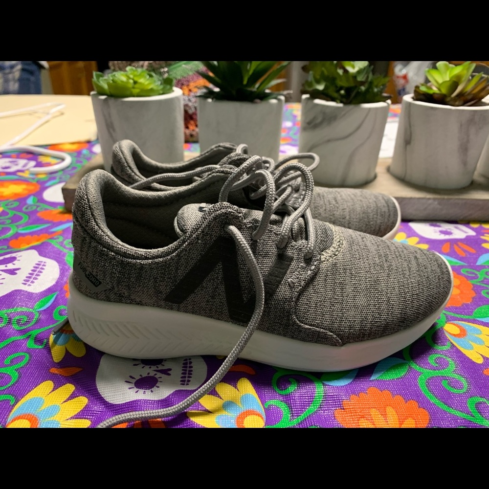 Boys new balance shoes